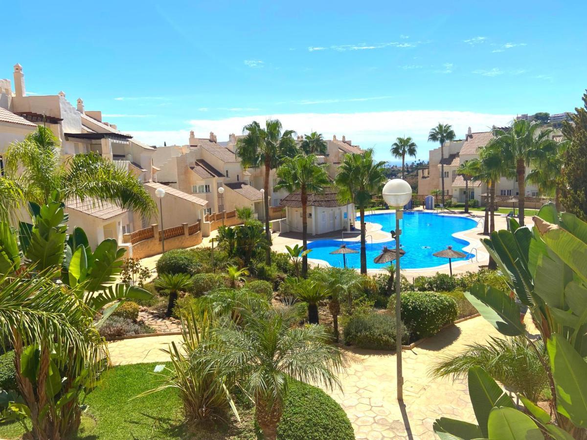 Beautiful Apartment With Pools, Playground And Paddle Tennis - Family Friendly And Near Vithas Hospital - Free Parking In Garage Benalmádena Esterno foto
