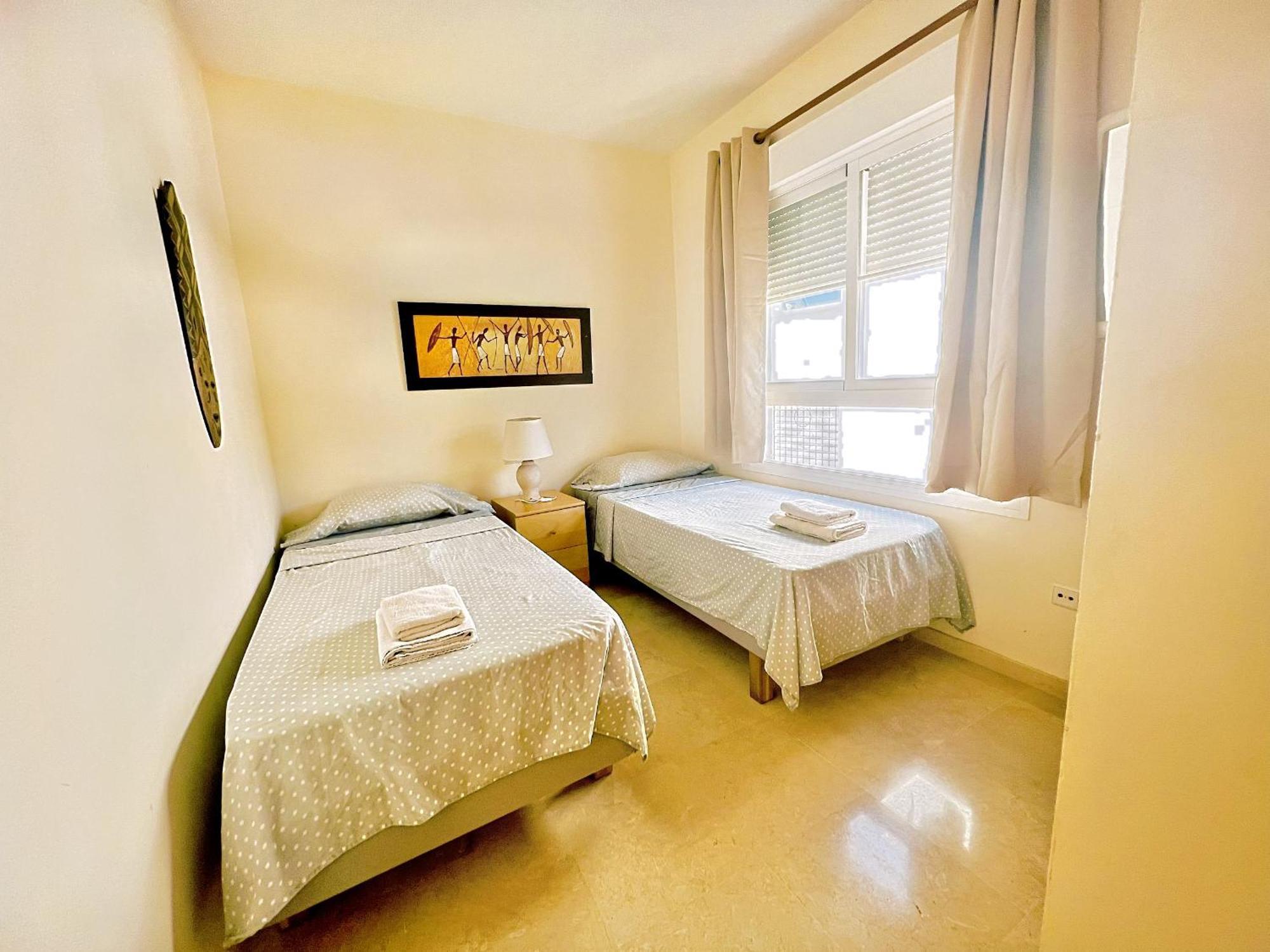 Beautiful Apartment With Pools, Playground And Paddle Tennis - Family Friendly And Near Vithas Hospital - Free Parking In Garage Benalmádena Esterno foto