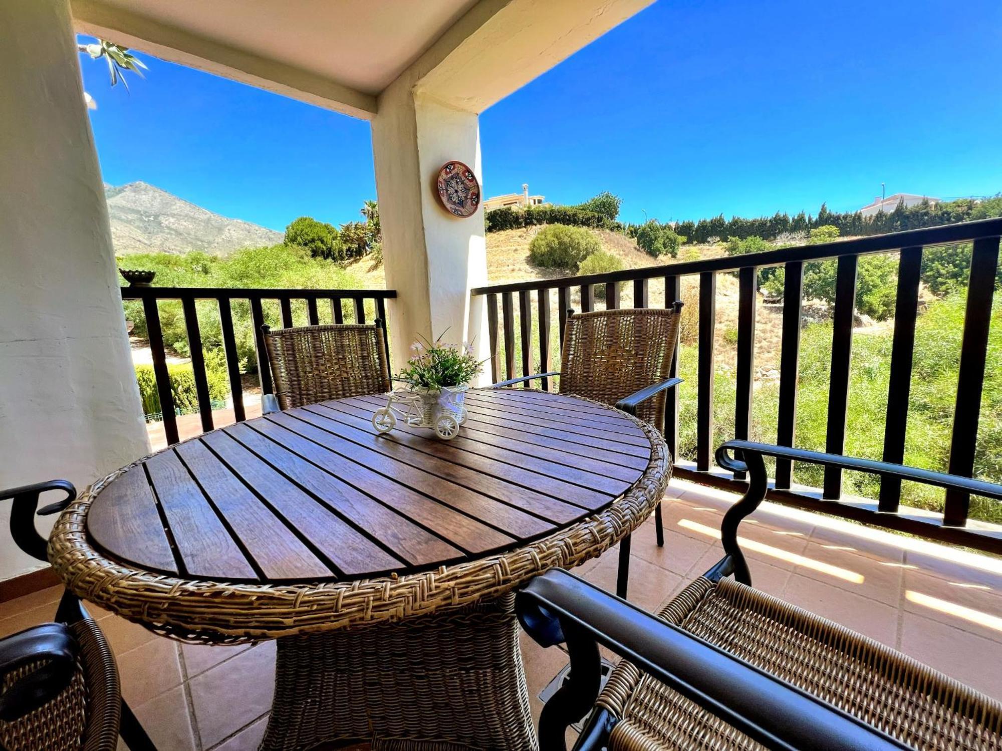Beautiful Apartment With Pools, Playground And Paddle Tennis - Family Friendly And Near Vithas Hospital - Free Parking In Garage Benalmádena Esterno foto