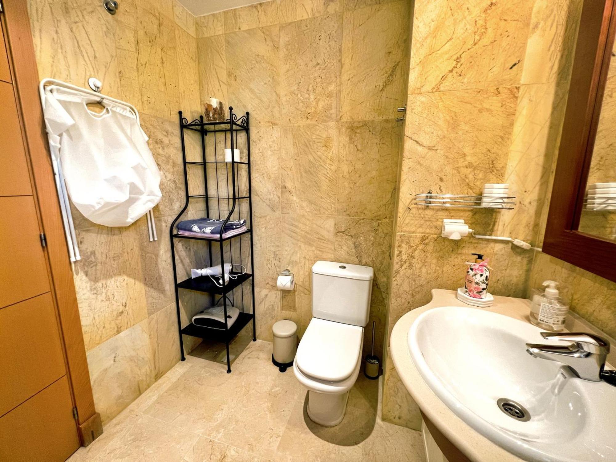 Beautiful Apartment With Pools, Playground And Paddle Tennis - Family Friendly And Near Vithas Hospital - Free Parking In Garage Benalmádena Esterno foto