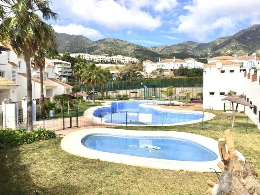 Beautiful Apartment With Pools, Playground And Paddle Tennis - Family Friendly And Near Vithas Hospital - Free Parking In Garage Benalmádena Esterno foto